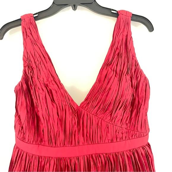 Alexie Marilou red pleated v-neck fit flare dress 37944 - Picture 5 of 16